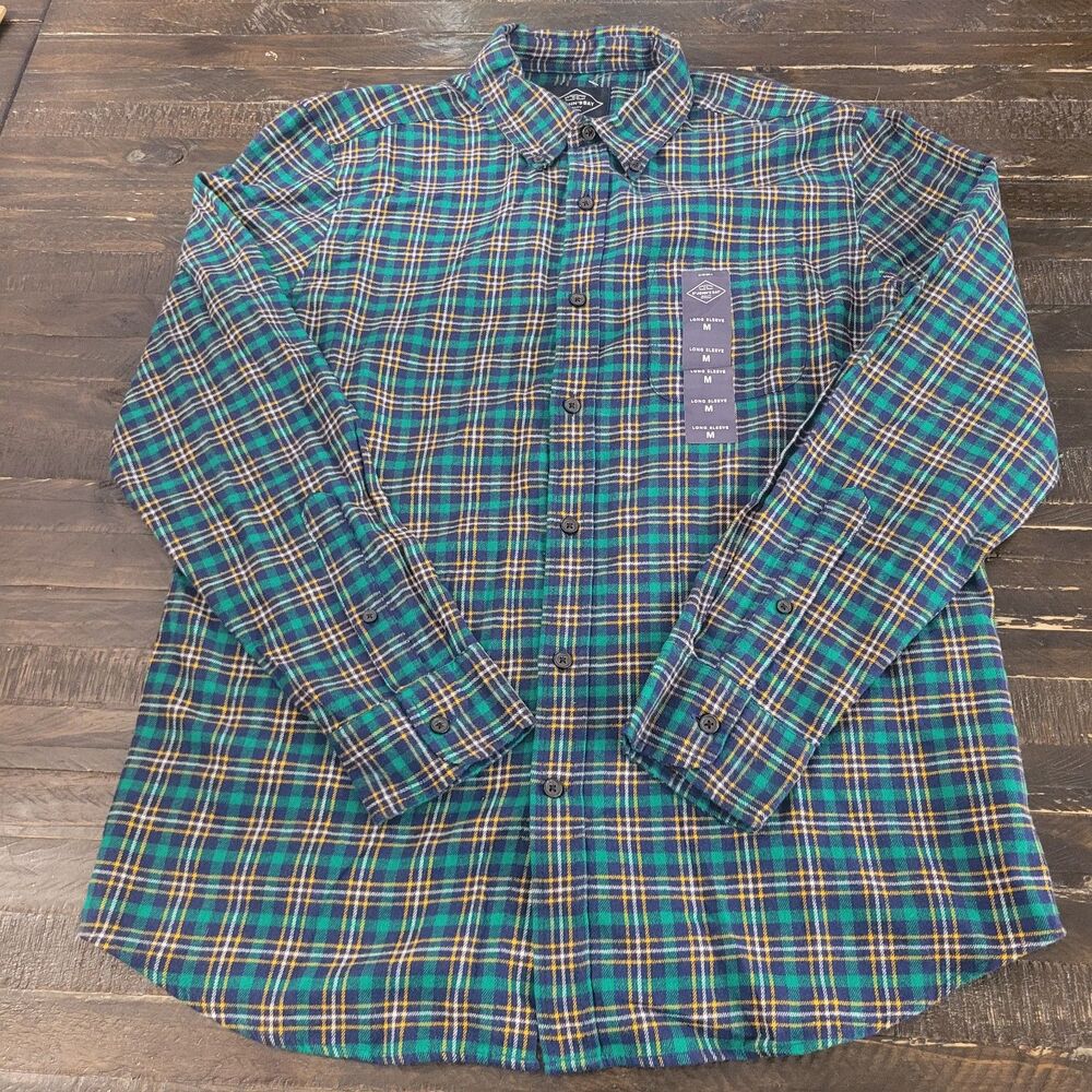 St. John's Bay Men's Medium Classic Fit Plaid Flannel Long Sleeve Button Up